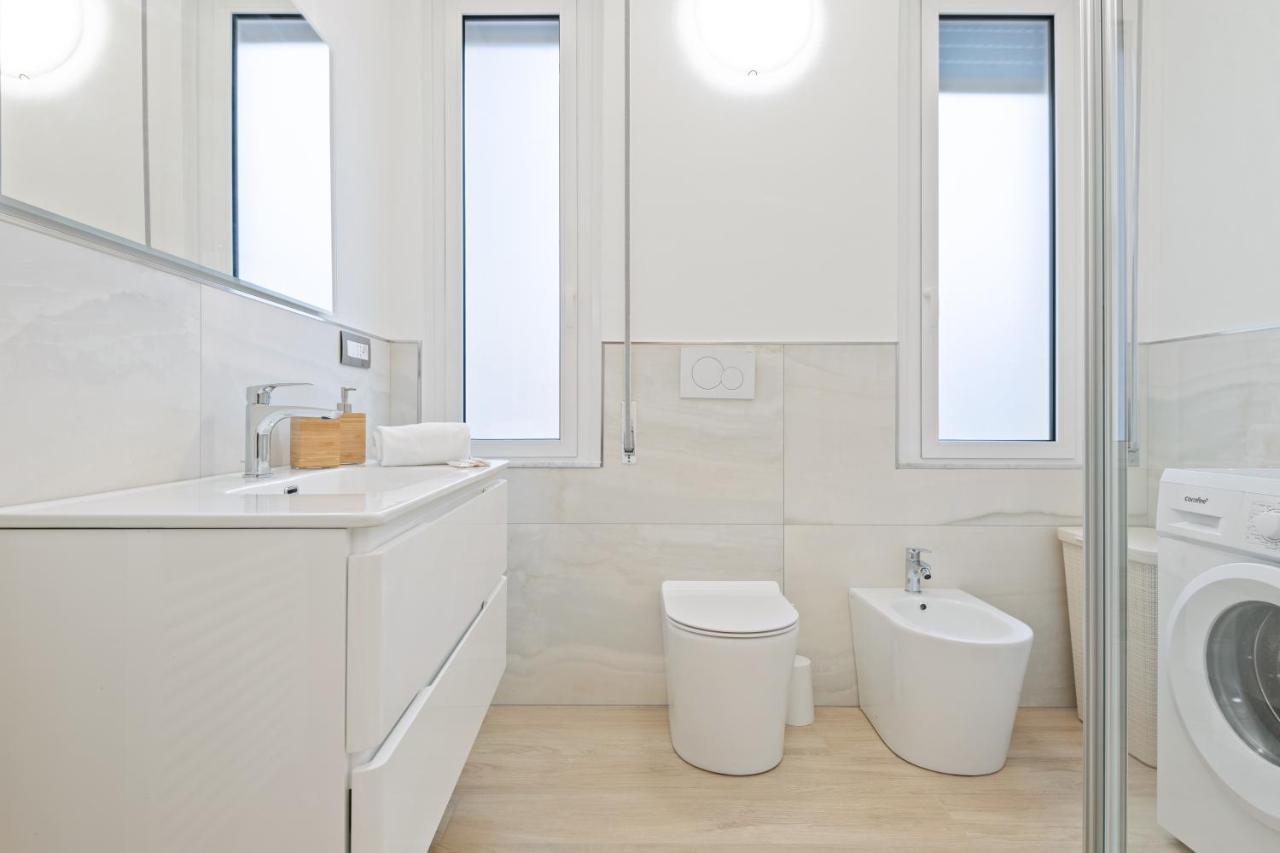 Modern Flat 250 Mt From The Sea - Albissola Marinaアパートメント エクステリア 写真