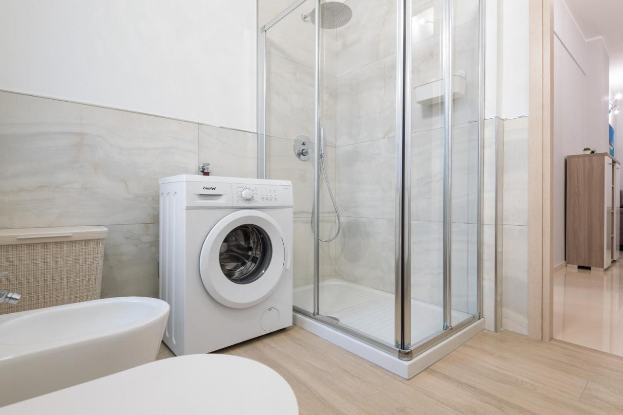 Modern Flat 250 Mt From The Sea - Albissola Marinaアパートメント エクステリア 写真
