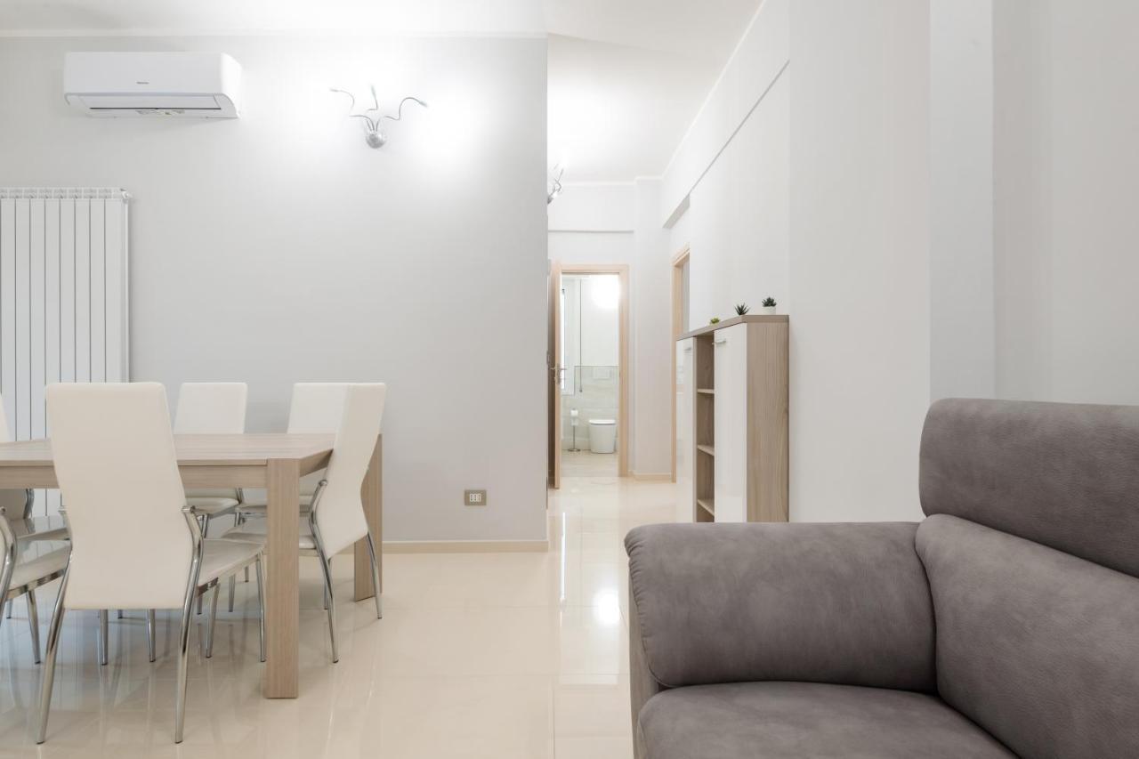 Modern Flat 250 Mt From The Sea - Albissola Marinaアパートメント エクステリア 写真